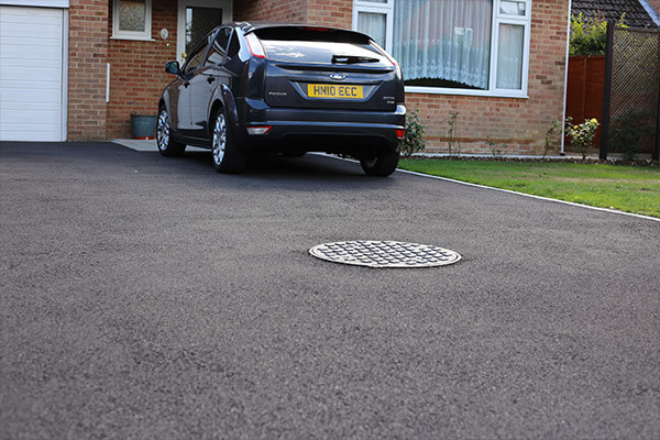 Tarmac driveway contractors Surrey